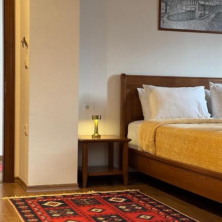 Hotel With Castle View Gjirokastra Kültér fotó